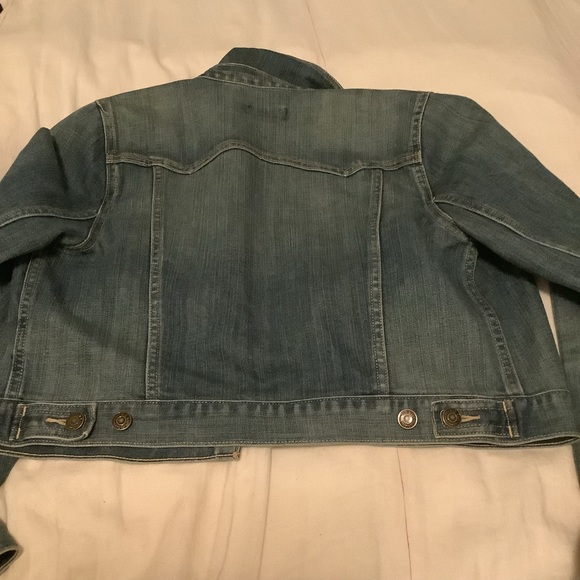 Old Navy maternity Jean jacket - Picture 4 of 5